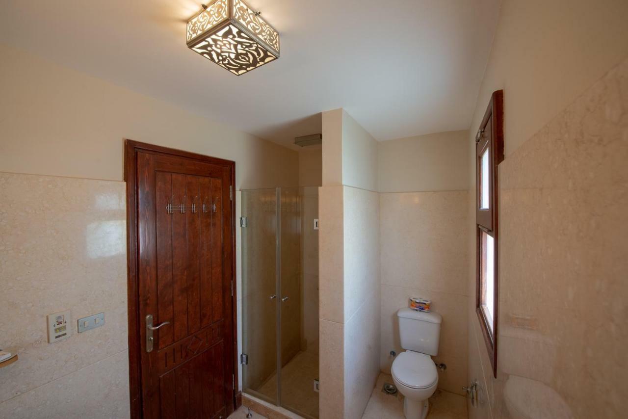 Scenic Views 3-Bedroom Villa In Sabina, El Gouna Private Jacuzzi & Lagoon Access Апартаменты *
