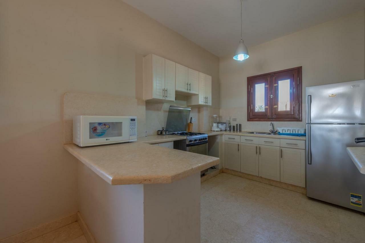 Scenic Views 3-Bedroom Villa In Sabina, El Gouna Private Jacuzzi & Lagoon Access Апартаменты