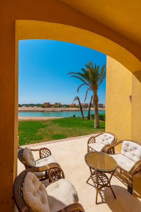 Apartment Scenic Views 3-Bedroom Villa In Sabina, El Gouna Private Jacuzzi & Lagoon Access Hurghada