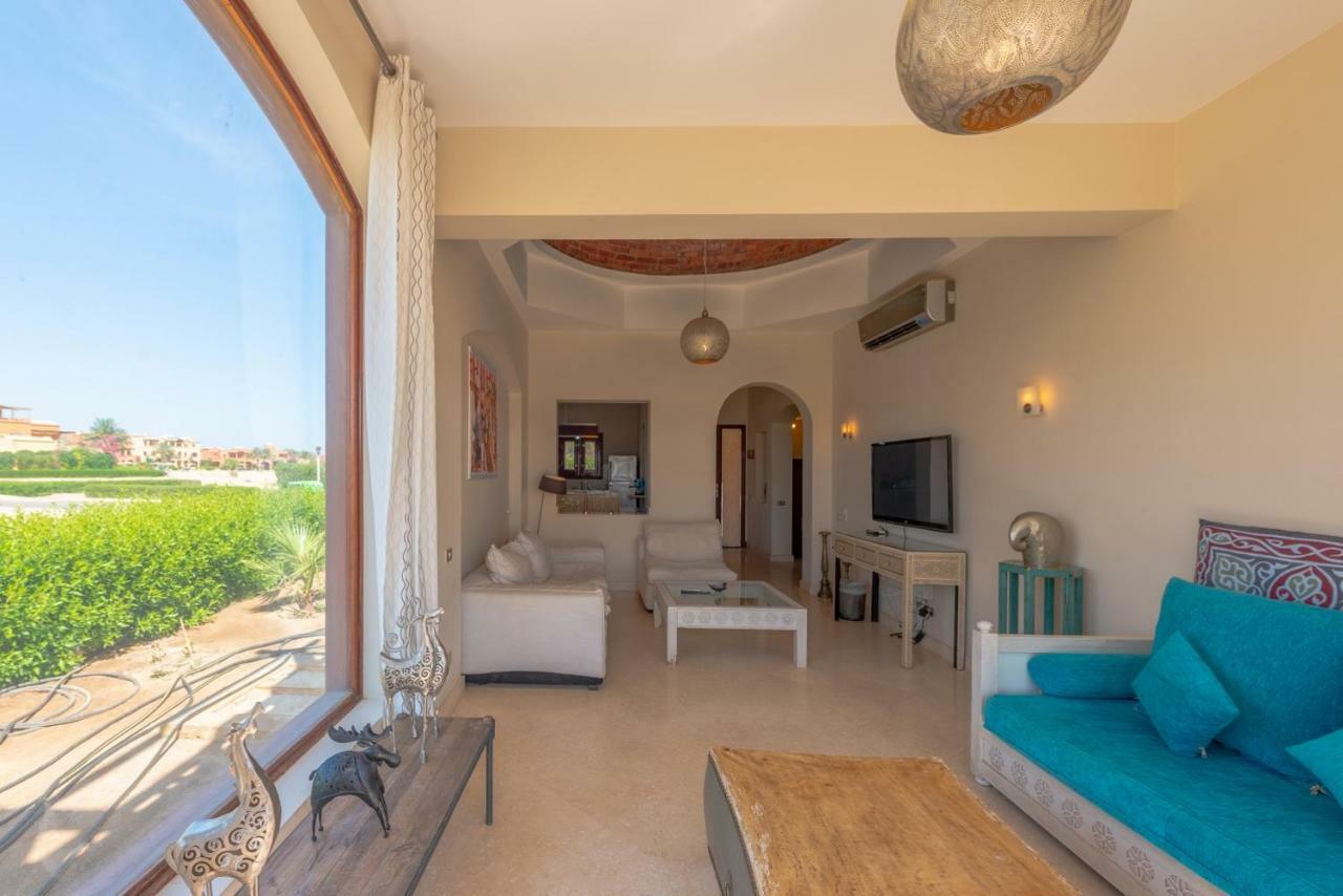 Scenic Views 3-Bedroom Villa In Sabina, El Gouna Private Jacuzzi & Lagoon Access * Hurghada